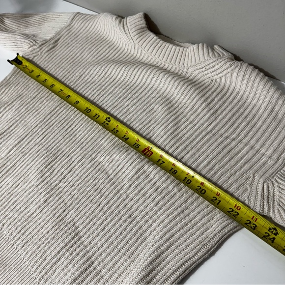 Everlane 100% organic cotton, minimalist normcore Cream knit Sweater - Picture 6 of 8